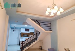 Cho thuê NNC 4 tầng Bùi Minh Trực P6Q8. Giá 13 triệu/Tháng