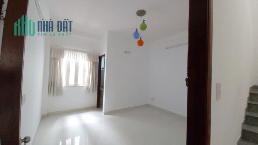 Cho thuê NNC 4 tầng Bùi Minh Trực P6Q8. Giá 13 triệu/Tháng