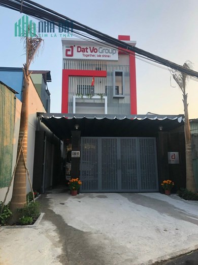 VỊ TRÍ ĐẸP - GIÁ TỐT - Chính Chủ Bán Nhanh Nhà mặt tiền KDC 1368 Lê Văn Lương - Nhà Bè
