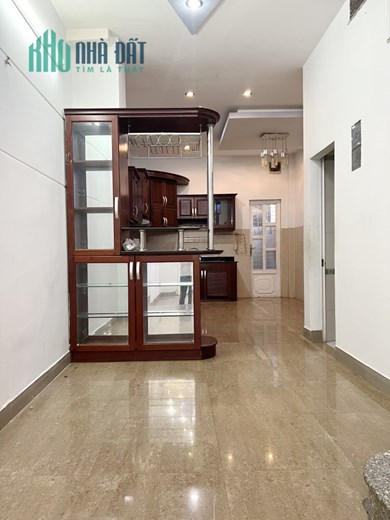 Nhà 4 tầng hẻm xe hơi Bông Sao, P5, Q8 giá 15tr/tháng