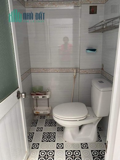 GIÁ MỚI CHỈ CÒN 2.8 TỶ. NHÀ GÒ VẤP TC NHỎ DỄ CHỐT - HẺM THÔNG TỨ TUNG - NHÀ ĐẸP Ở NGAY