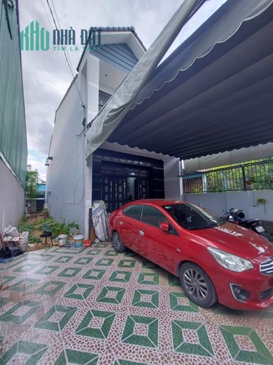 Bán đất tặng nhà 200 m ngang gần 8m mặt tiền  Phường An Phú Đông Quận 12