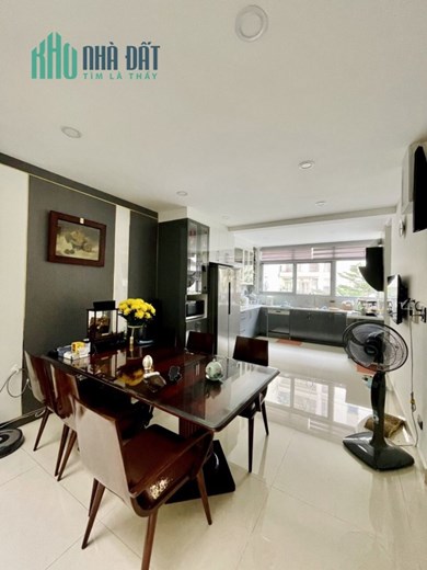 NHÀ 2 MẶT TIỀN 5 TẦNG PHÚ MỸ HƯNG