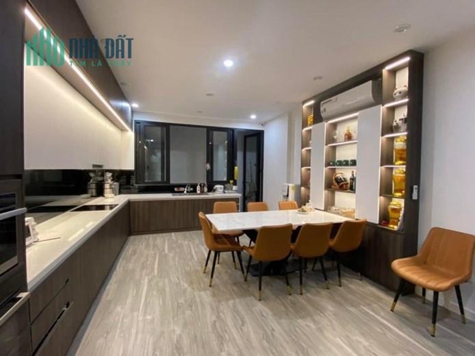 Bán Gấp Nhà Phân Lô Ba Đình, Phố Văn Cao, Ô tô tránh, vỉa hè, kinh doanh, Gara LH 0968456498