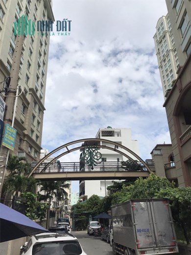 Cho thuê phòng có bancol, Nguyễn Hữu Cảnh, gần Quận 1, LandMark 81 FULL nội thất cao cấp