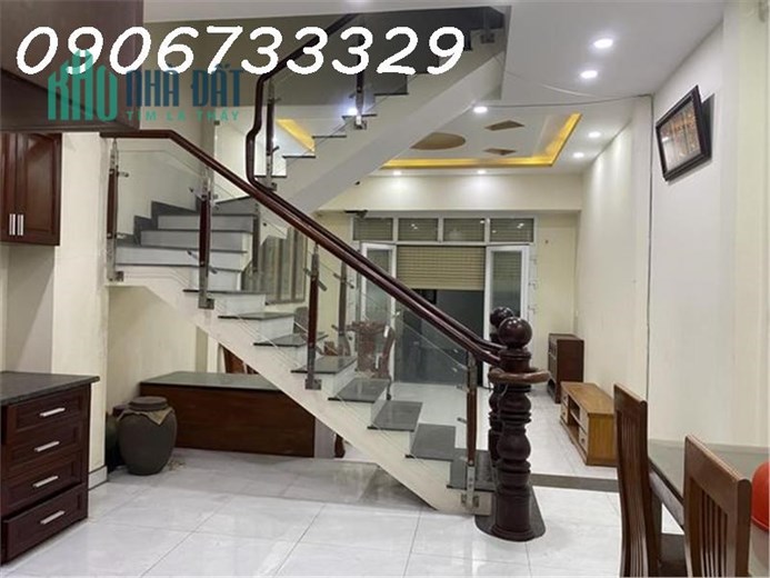 Bán nhà 4 tầng 4.6x12m ô tô đậu cửa Q7 nhỉnh 7 tỷ