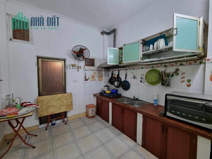 Cho thuê nhà nguyên căn, 40m2, 3T, 4N, An Xá, đủ đồ.