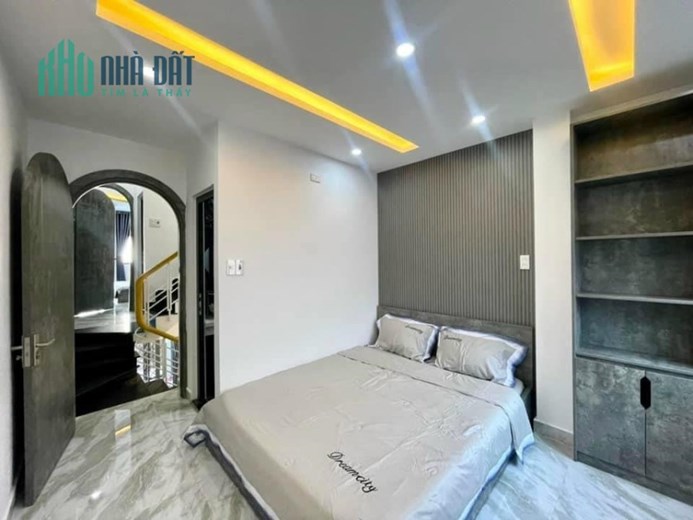 Nhà Đẹp 3 Tầng x45m2 (4,2*10,7)_HXH 1/ Nguyễn Văn Công, chỉ nhỉnh 5 tỷ