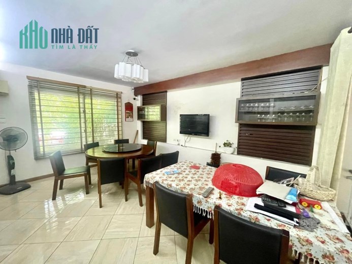 Bán biệt thự Giải Phóng Thanh Xuân , 2 mặt tiền , gara ô tô , vỉa hè 23 tỷ