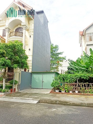 Bán đất Biệt thự tuyến 2 Lê Hồng Phong lô 16D diện tích 135m hướng Đông Bắc, giá 81 tr/m