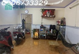 Bán nhà 3 tầng mặt tiền đường Q7 ô tô ngủ trong nhà chỉ nhỉnh 6 tỷ