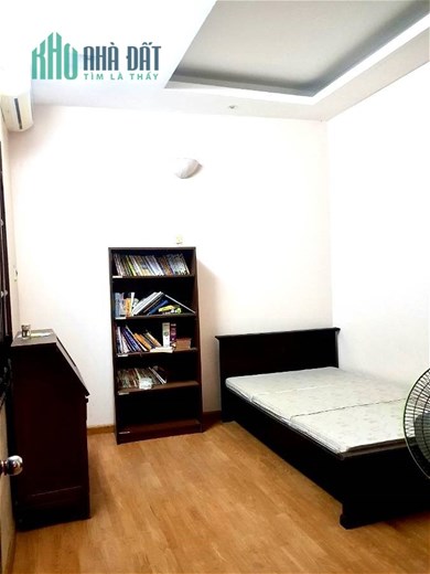 Căn Góc ngõ 16 Hoàng Cầu, 50m, 4 tầng CHẮC, ĐẸP, 7.5 tỷ. TTQ.ĐỐNG ĐA