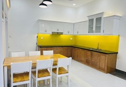 GIÁ SIÊU HỜI – BÁN NHÀ PHỐ NGUYỄN CAO LUYỆN  Q.LONG BIÊN – 42M X 3 TẦNG – GIÁ 3.3 TỶ.