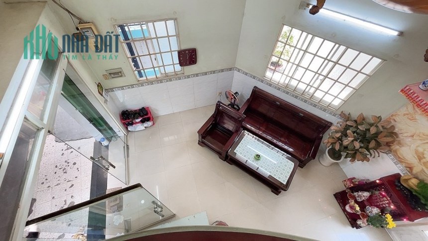 Bán nhà ngộp Bank 4 tầng BTCT Nguyễn Đình Thi 93m2 Hẻm ba gác chỉ nhỉnh 6 tỷ TL