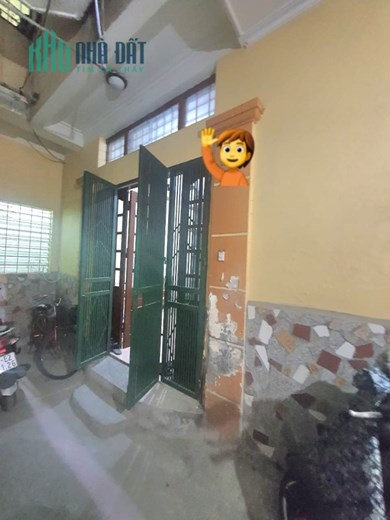 BÁN NHÀ 3 TẦNG DT:25M2 SỔ ĐỎ x TẦNG 2 DT:30M HIỆN TRẠNG NHÀ CŨ 2 PHÒNG NGỦ GIÁ: HƠN 2 TỶ PHỐ TÔN