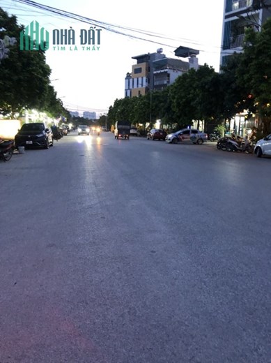 Bán đất phố Nguyễn Xiển xây CCMN 9 tầng đẹp, 90m2, mt7.5m giá 9.9 tỷ