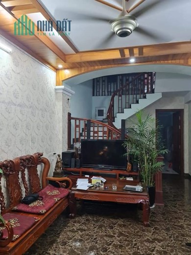 HIẾM! BÁN NHÀ TÂN MAI, TRƯƠNG ĐỊNH 62 M2 4T Ô TÔ SĐCC Chỉ 4 TỶ