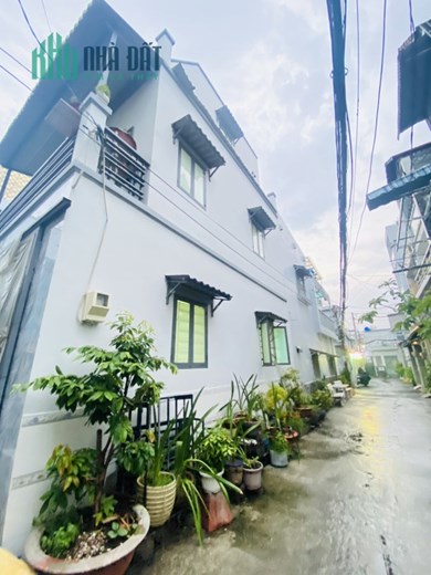 Bán Nhà Gò Vấp HXH 40m2 3 Tầng 3PN Bùi Quang Là. Giá 3,4 Tỷ