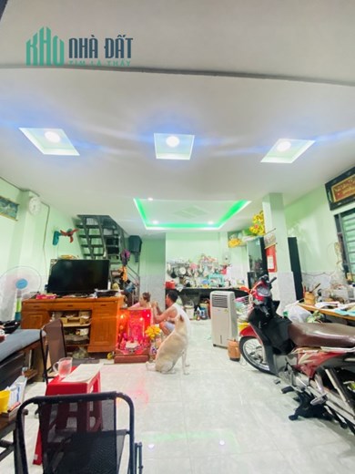 Bán Nhà Gò Vấp HXH 40m2 3 Tầng 3PN Bùi Quang Là. Giá 3,4 Tỷ