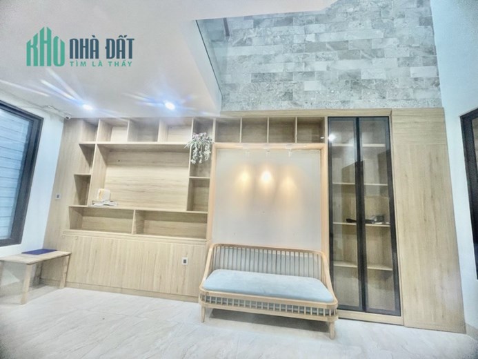 CHO THUÊ TÒA 5 TẦNG MẶT TIỀN ĐƯỜNG XÔ VIẾT NGHỆ TĨNH VỪA Ở VỪA KINH DOANH - 45TR/T