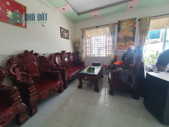 Nhà rẻ Bình Thạnh, đường Nơ Trang Long, 89m2, gần mặt tiền, chỉ 6 tỷ 400