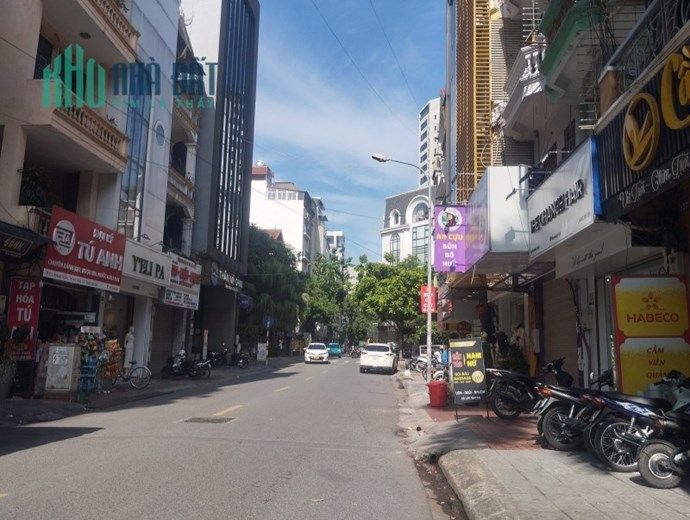 Bán nhà mặt phố Hoàng Ngân, Cầu Giấy diện tích 50m2, 5 tầng, mặt tiền thoáng, kinh doanh sầm uất