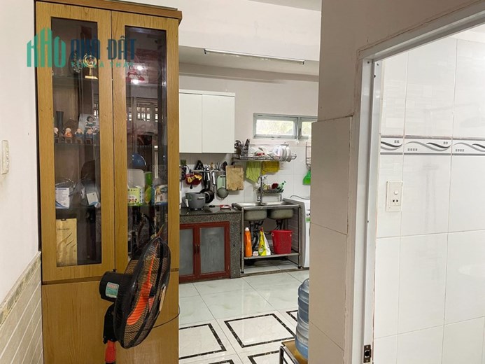 HIẾM - HXT QUAY ĐẦU 1/ HÀ HUY GIÁP QUẬN 12, NGAY KDL BẾN XƯA, 2 TẦNG 3 PN, NHỈNH 4 TỶ.