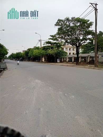 Bán nhà lô góc 2 MT siêu đẹp , khu trung tâm Dương Xá - Gia Lâm ô tô vào nhà ngõ thông -100 m ra