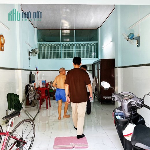 Bán nhà  vị trí đẹp hẻm 8m Hòa Bình quận Tân Phú 4 x 17 -2T nhỉnh 5 tỷ TL