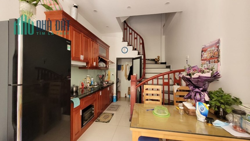 Bán đất tặng nhà Long Biên - Lô Góc - Oto - Kinh doanh - 2,9 tỷ.