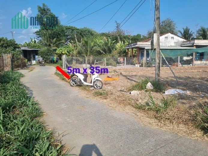 DUY NHẤT 2 LÔ ĐẤT LIỀN KỀ - THỔ CƯ 100% Tại Ấp Hồi Xuân, Châu Thành - Long An