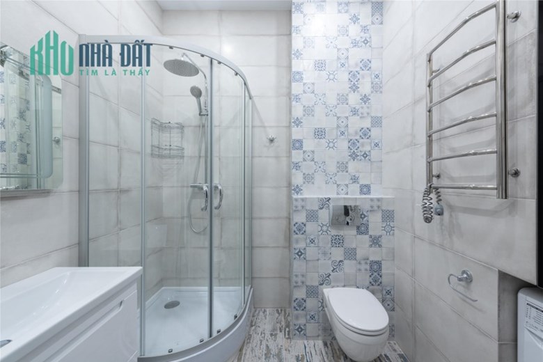 Nguyễn Văn Huyên- Bán nhà 4 tầng x 3P. Ngủ, ngõ nông- Giá 3.15 tỷ