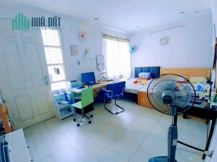 BÁN TRẦN QUỐC  HOÀN  PHÂN LÔ VỈ HÈ Ô TÔ  KINH DOANH NHỈNH 13TỶ 60M 6T