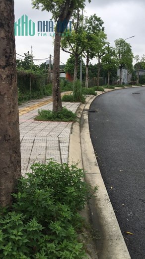 CHO THUÊ KHO XƯỞNG Ở VINHOME SMART CITY TÂY MỖ 300m2 MT 15m ĐƯỜNG 4 Ô TÔ TRÁNH ƯU TIÊN THUÊ LÂU DÀI