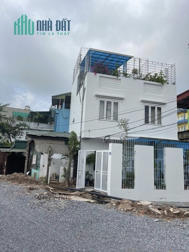 Bán nhà Mặt Phố Bồ Đề ~40m2 - Lô Góc - Oto - Kinh doanh - 2,9 tỷ.