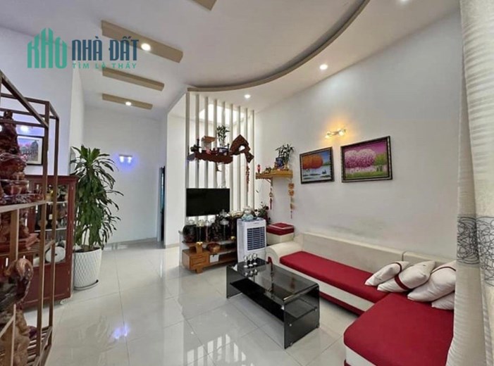 BÁN NHÀ NGỘP TẠI PHÚ NÔNG, ĐƯỜNG Ô TÔ VÀO TẬN SÂN CHỈ 2 TỶ 350 TRIỆU.