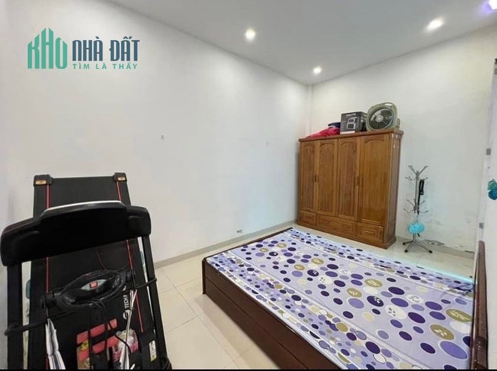 BÁN NHÀ NGỘP TẠI PHÚ NÔNG, ĐƯỜNG Ô TÔ VÀO TẬN SÂN CHỈ 2 TỶ 350 TRIỆU.