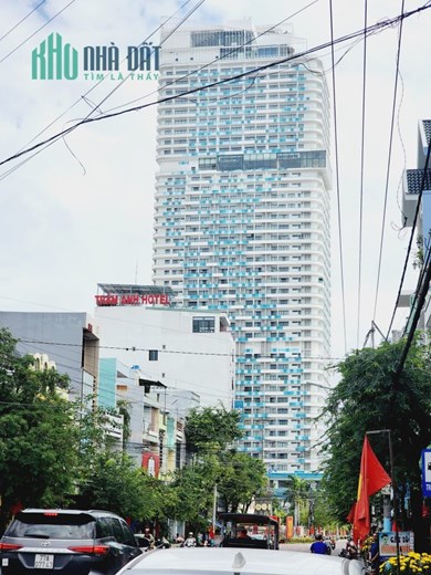 Bán Nhà Mặt  Tiền Đường Nguyễn Huệ P.Lê Lợi Quy Nhơn , 21m2 , 1 Mê , Giá 4,5 Tỷ