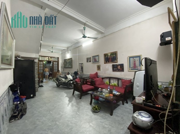 NHÀ ĐẸP NGỌC THỤY, VỊ TRÍ THÔNG SỐ ĐẸP, GẦN CẦU CHƯƠNG DƯƠNG
