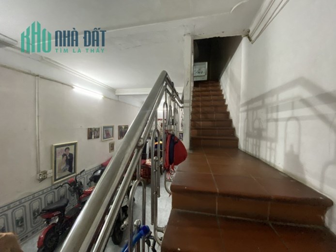 NHÀ ĐẸP NGỌC THỤY, VỊ TRÍ THÔNG SỐ ĐẸP, GẦN CẦU CHƯƠNG DƯƠNG