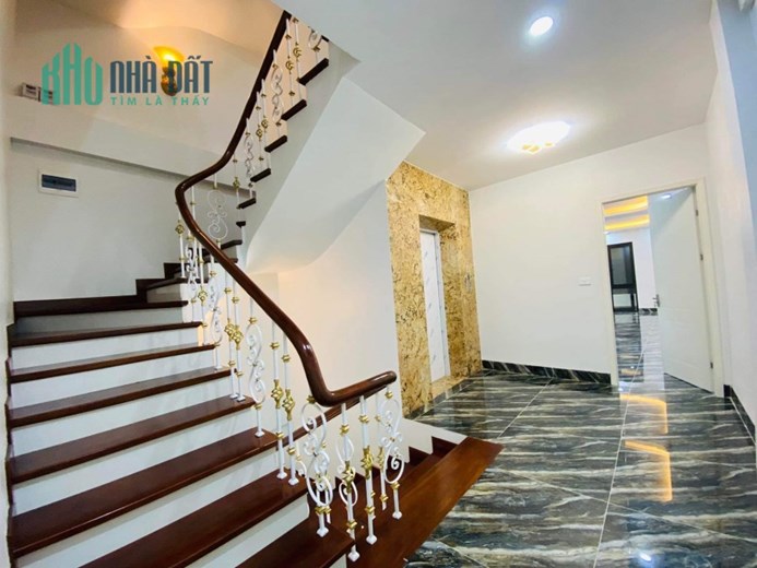 BÁN NHÀ TẠ QUANG BỬU, HAI BÀ TRƯNG, Ô TÔ TRÁNH, KINH DOANH ĐỈNH , 118/160M2*6T*33.5 TỶ.