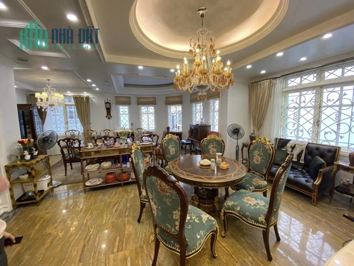 CẦN BÁN BIỆT THỰ BÁN ĐẢO  LINH ĐÀM, SIÊU ĐẸP, FULL NỘI THẤT, 275M2*5T*MT13M*65 TỶ.