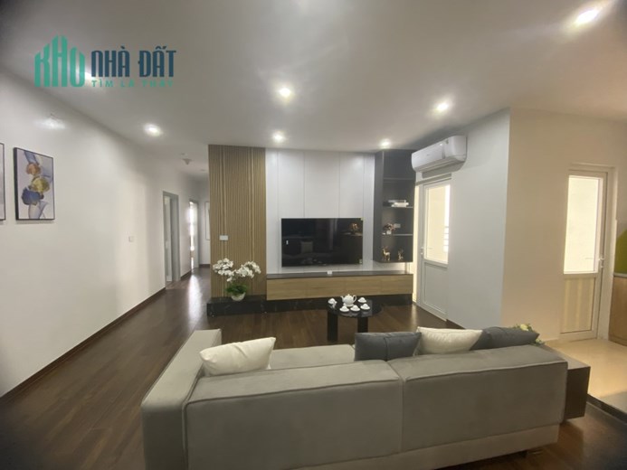 Còn duy nhất căn 3PN tầng trung hướng mát giá chỉ 25tr/m2, trừ thẳng100tr gói nội thất