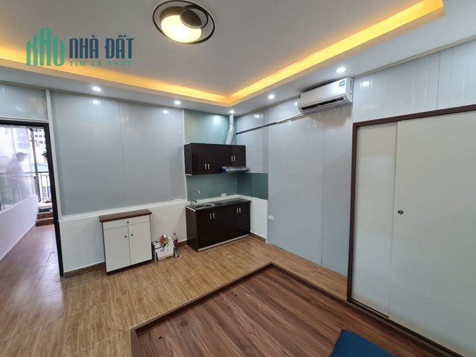 Hot! Dòng tiền ổn định 900tr/năm với tòa nhà CCMN mới cứng Cầu Giấy 50m, full nội thất 7 tầng có