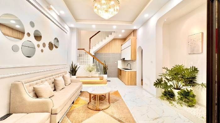 BÁN NHÀ XÃ ĐÀN, TẶNG NỘI THẤT, Ở NGAY, 42M2 4T MT4.7M, GIÁ 4.5 TỶ