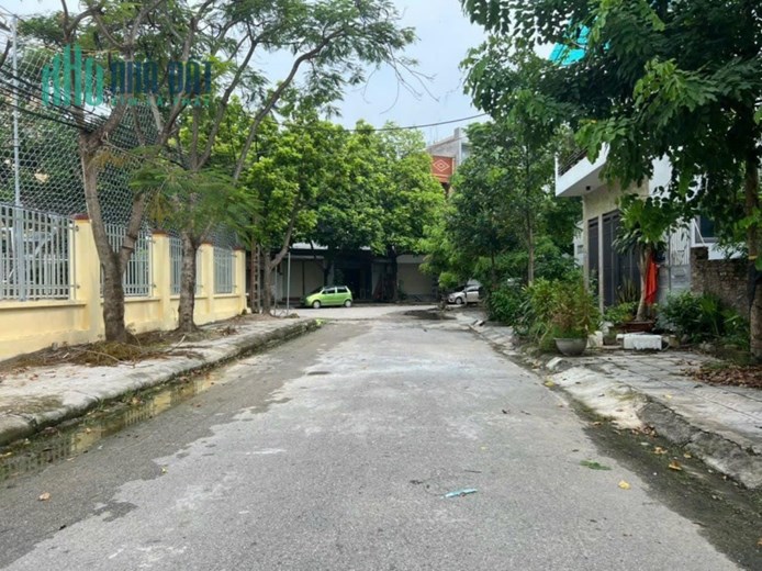 Bán đất mặt phố Hoàng Bồi ,phường Liên Bảo , Vĩnh Yên .2,x tỷ