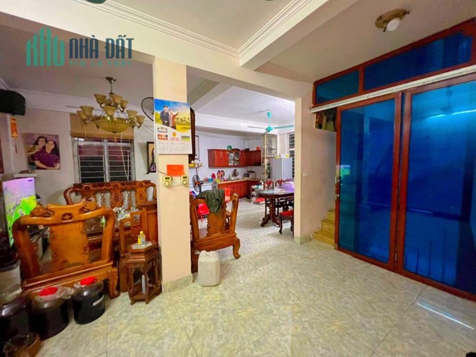 ĐẲNG CẤP BA ĐÌNH, Ô TÔ TRÁNH, 2 MẶT TIỀN, KINH DOANH ĐỈNH, 128M, 6T, MT 5M, 26 TỶ. 0937651883.