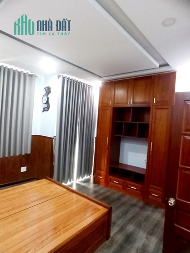 Bán Rẻ Nhà HẺm ÔTô Đỗ Cửa P.10 Tân Bình Gấn Trường Học Các Cấp,60m2,2 Tầng Chỉ 5 tỷ