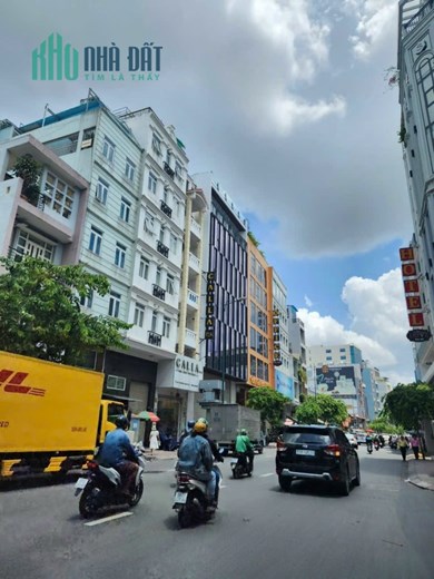 Hàng hiếm nhà mặt tiền đường 2 chiều  Võ Văn Tần, P.5, Q.3.