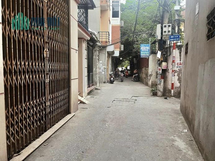 BÁN NHÀ NGÕ 67 ĐƯỜNG GIÁP BÁT, 54M2 (62m2 Tầng 2) GIÁ CHỈ 4 TỶ